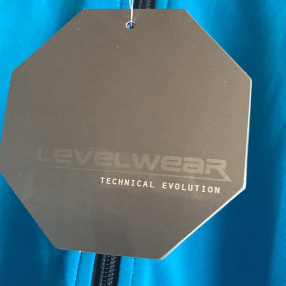 NWT Ladies Levelwear long sleeve top - Picture 2 of 7